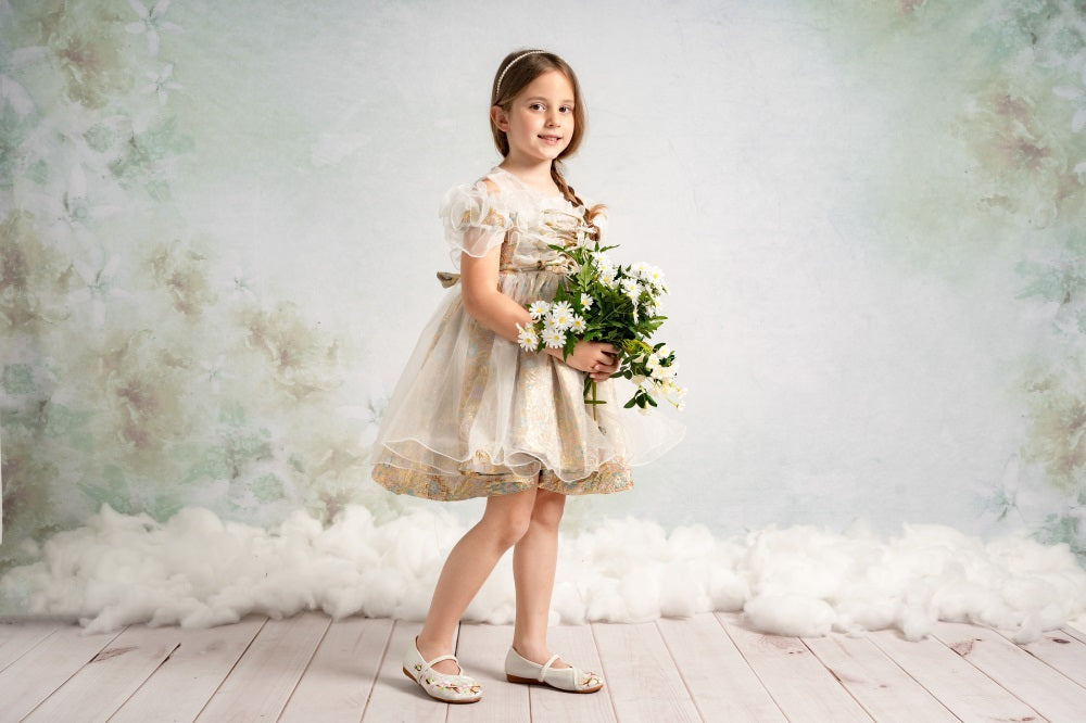 Kate Aquarelles Beaux-Arts Fleurs vertes Abstrait Toile de fond conçue par Veronika Gant - Kate Backdrop FR