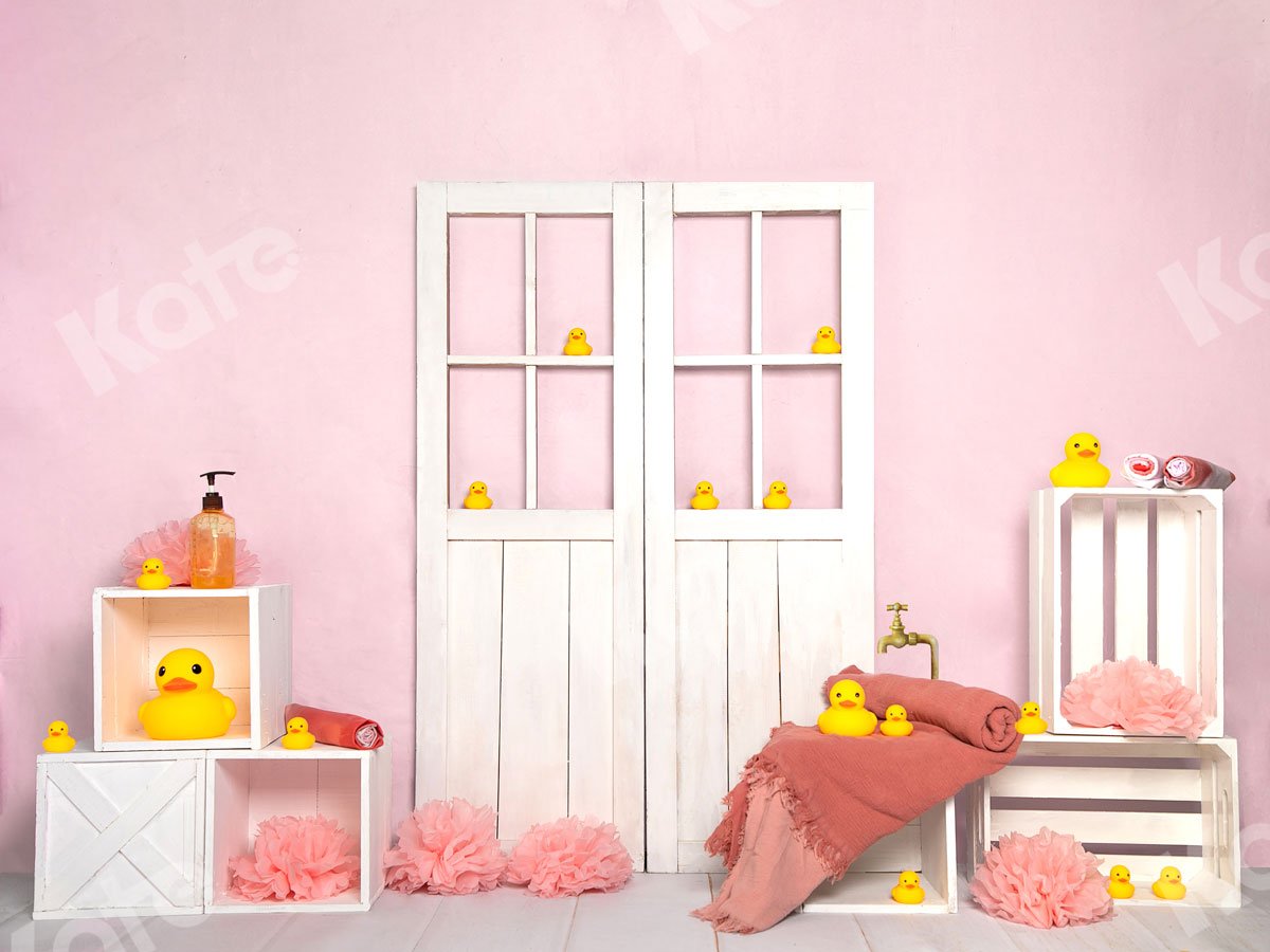 Kate Toile de fond rose canard Bathtime conçue par Jia Chan Photographie