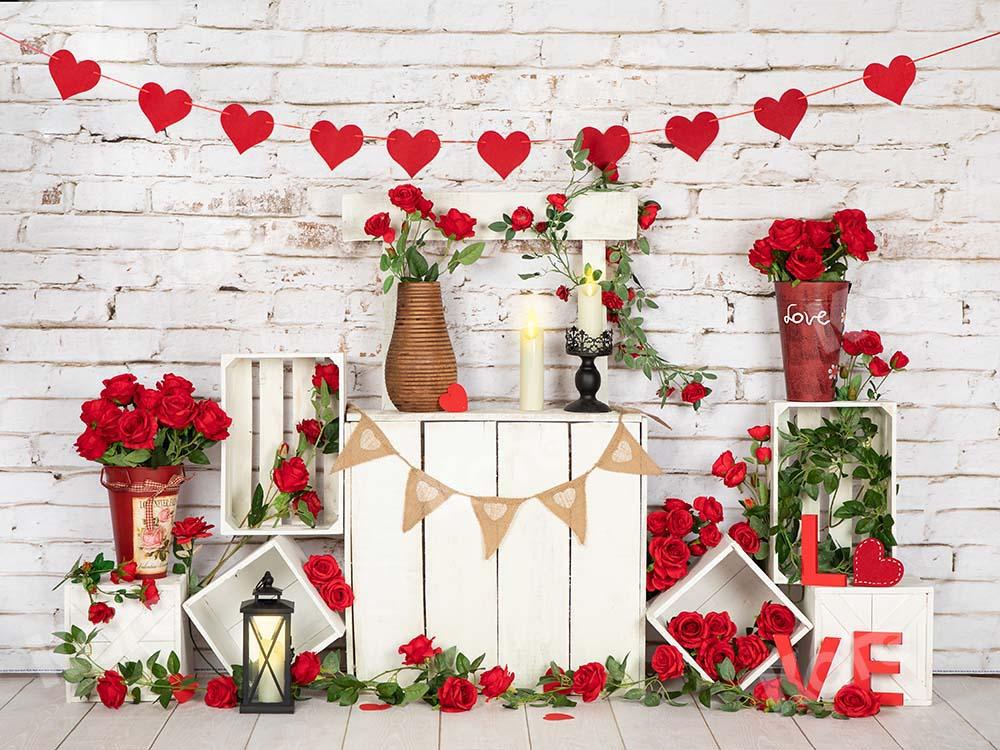 Kate Les roses de la Saint-Valentin supportent la toile de fond de mur de brique blanche conçue par Emetselch