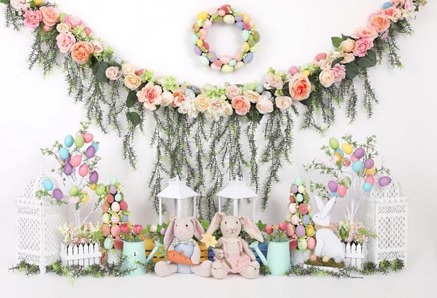 Kate Pâques avec des lapins toile de fond floral pour la photographie