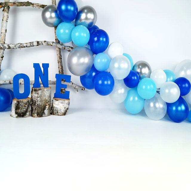 Kate Blue Birchy Blue Balloons Premier anniversaire conçu par Arica Kirby