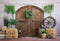 Kate Cowboy Grange Porte Garçon Rural Toile de fond Conçu par Emetselch - Kate Backdrop FR