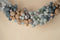Kate Ballon Boho Bleu Beige Anniversaire Toile de fond conçu par Mandy Ringe - Kate Backdrop FR