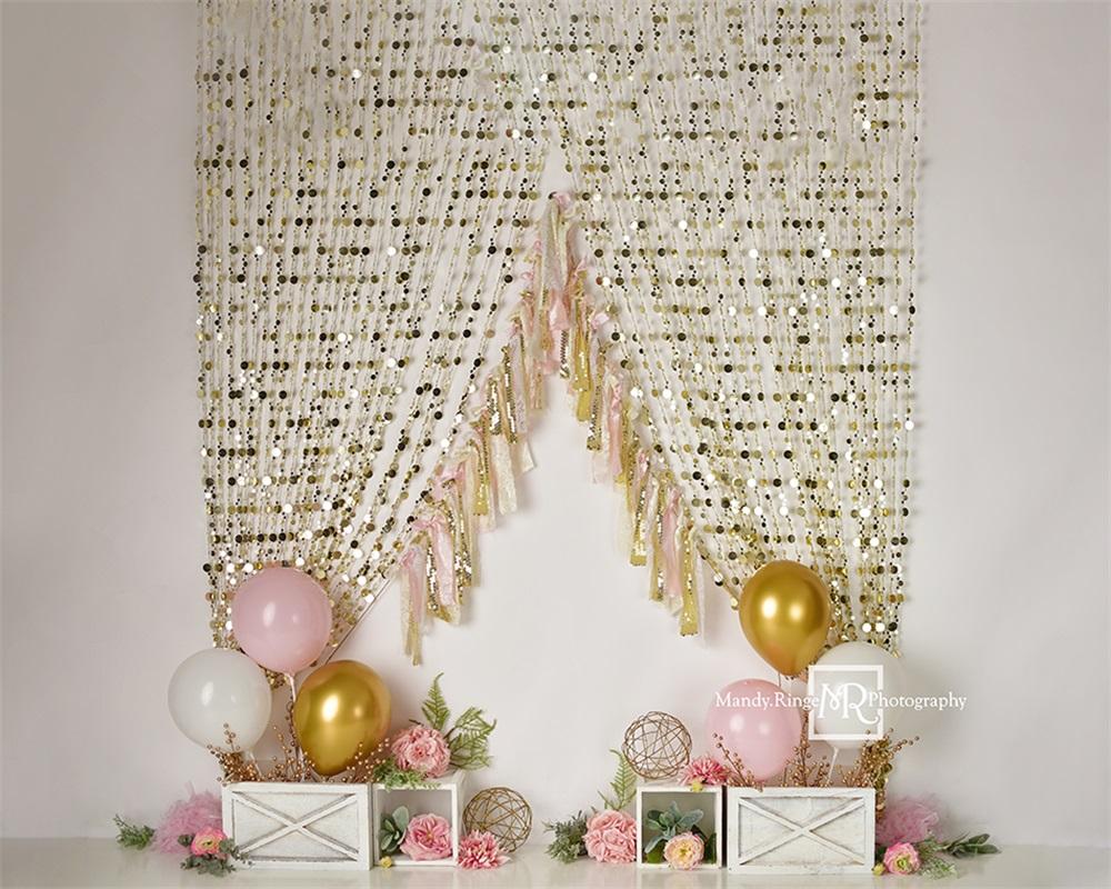 Kate Rideau Paillettes Doré Rose Anniversaire Toile de fond conçu par Mandy Ringe