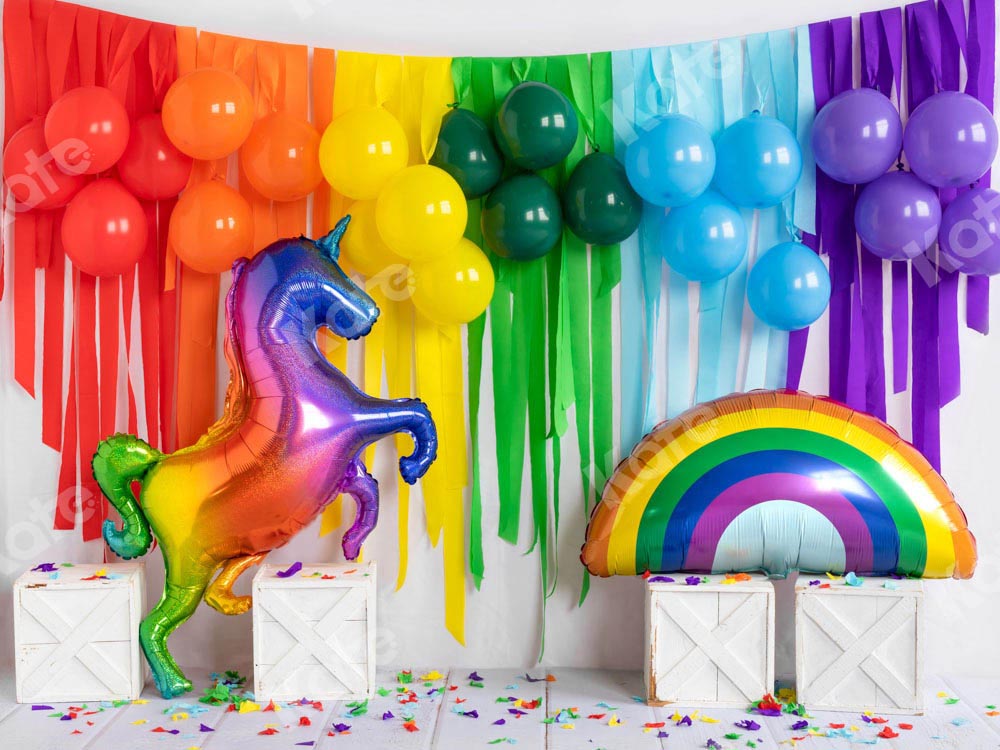 Kate Ballon d'anniversaire en toile de fond licorne arc-en-ciel conçu par Emetselch