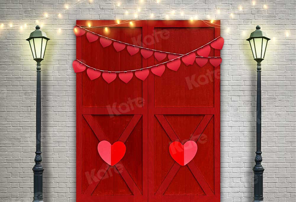 Kate porte de grange rouge en toile de fond de la Saint-Valentin pour la photographie