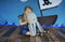 Kate Enfant Pirate Mer Nuages Toile de fond conçue par Sarah Timmerman - Kate Backdrop FR