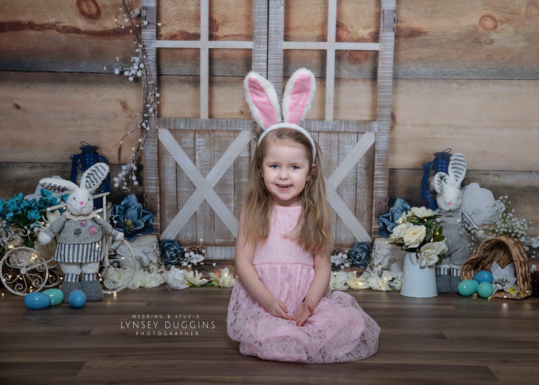 Katebackdrop£ºKate Blue Floral Doors Wood Spring\Easter Backdrop Designed By Arica Kirby