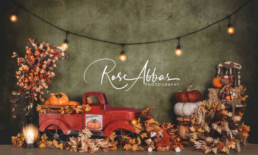 Kate Camion citrouille de toile de fond de feuilles tombées d'automne conçu par Rose Abbas